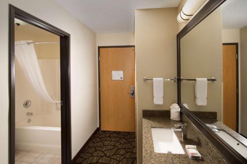 Imagen de la habitación del Hotel Best Western Plus Vancouver Mall Dr. and Suites. Foto 6