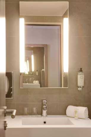 Imagen de la habitación del Hotel Best Western Plus Velizy. Foto 13