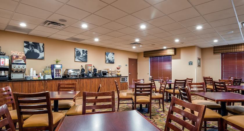 Imagen de los interiores del Hotel Best Western Plus Victor Inn and Suites. Foto 19