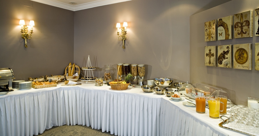 Imagen del bar/restaurante del Hotel Best Western Plus Villa D'est. Foto 9