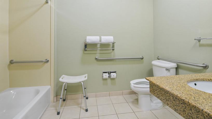 Imagen de la habitación del Hotel Best Western Plus Wasco Inn and Suites. Foto 3