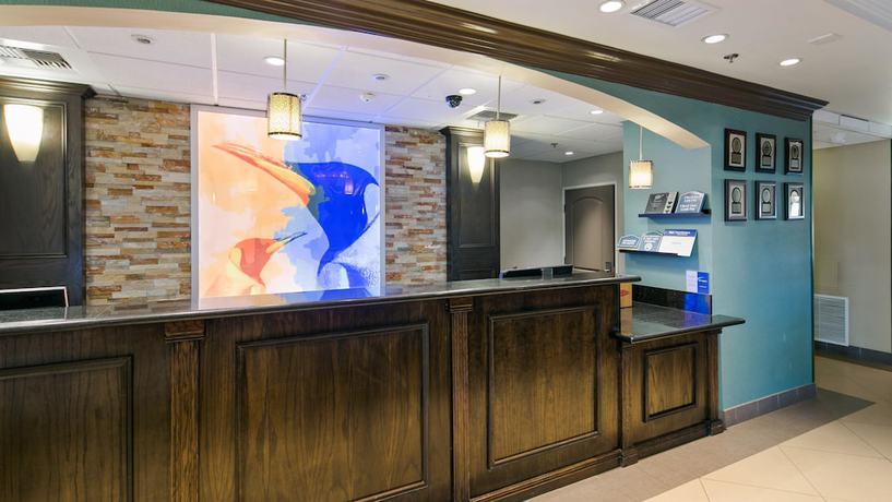 Imagen de los interiores del Hotel Best Western Plus Wasco Inn and Suites. Foto 18