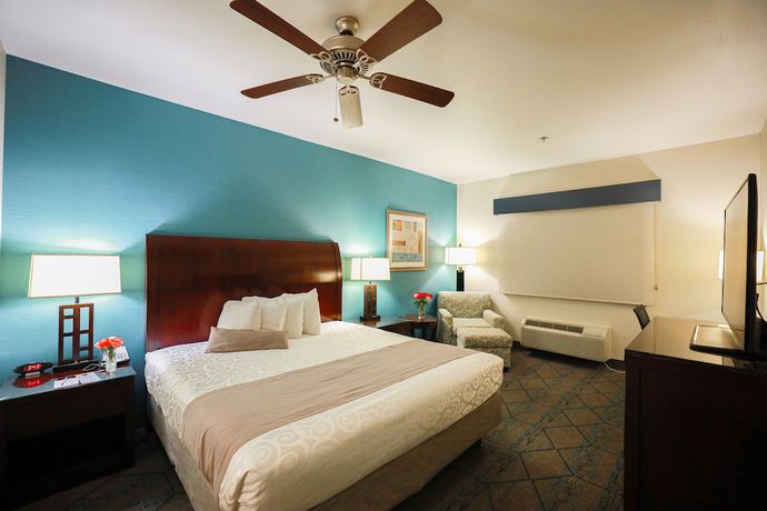 Imagen de la habitación del Hotel Best Western Plus Wasco Inn and Suites. Foto 11