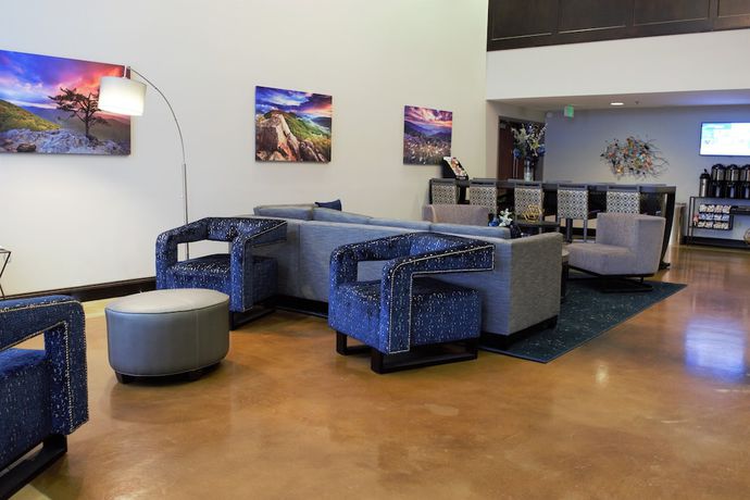 Imagen de los interiores del Hotel Best Western Plus Waynesboro Inn and Suites Conference Center. Foto 19