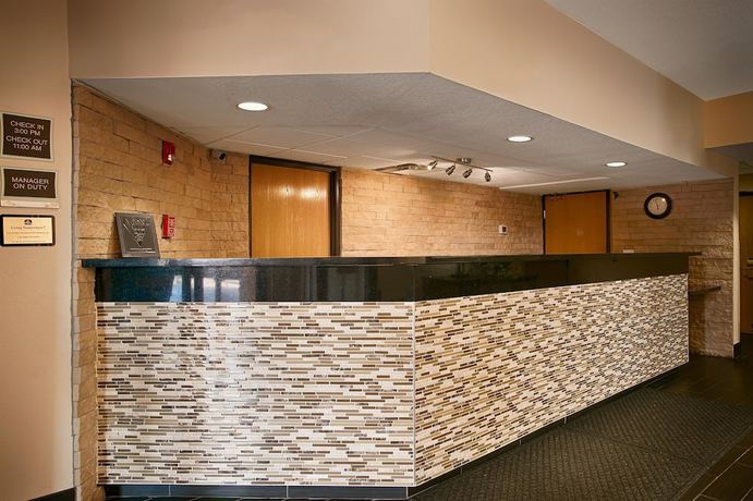 Imagen de los interiores del Hotel Best Western Plus Wendover Inn. Foto 17