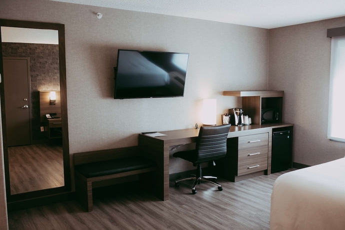 Imagen de la habitación del Hotel Best Western Plus West Edmonton. Foto 8