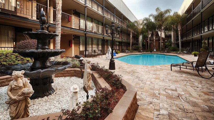 Imagen de la piscina del Hotel Best Western Plus Westbank. Foto 15