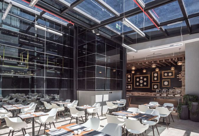 Imagen de los interiores del Hotel Best Western Plus Westlands. Foto 16