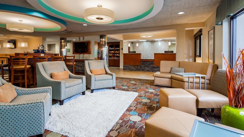 Imagen de los interiores del Hotel Best Western Plus Wilmington/wrightsville Beach. Foto 18