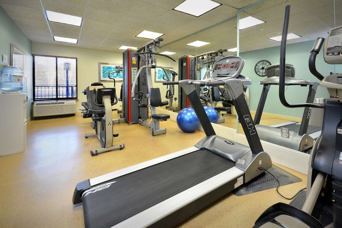Imagen de los interiores del Hotel Best Western Plus Wilmington/wrightsville Beach. Foto 19