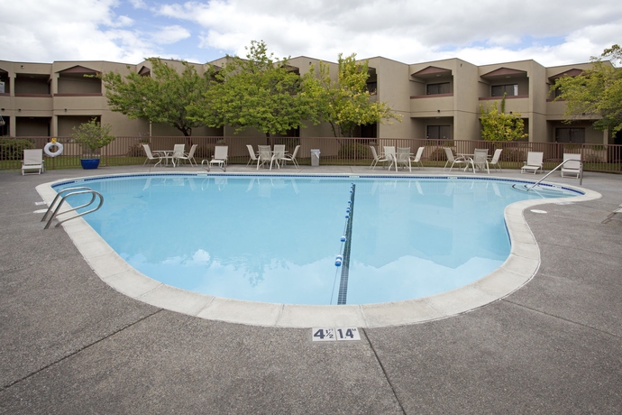 Imagen de la piscina del Hotel Best Western Plus Wine Country Inn and Suites. Foto 14