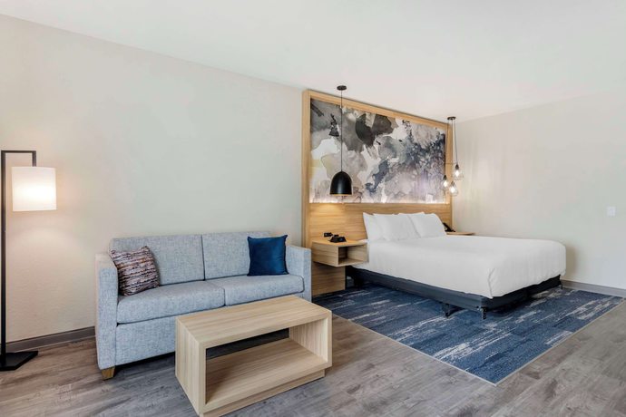 Imagen de la habitación del Hotel Best Western Plus Winter Haven Inn And Suites. Foto 16