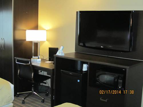 Imagen de la habitación del Hotel Best Western Plus Woodstock Inn & Suites. Foto 3