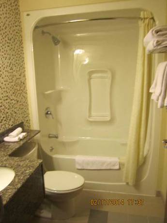 Imagen de la habitación del Hotel Best Western Plus Woodstock Inn & Suites. Foto 5