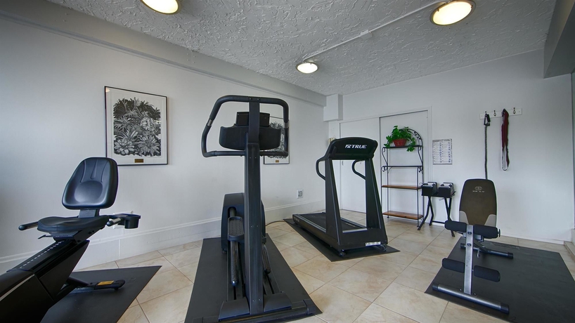 Imagen de los interiores del Hotel Best Western Plus Yacht Harbor Inn. Foto 14