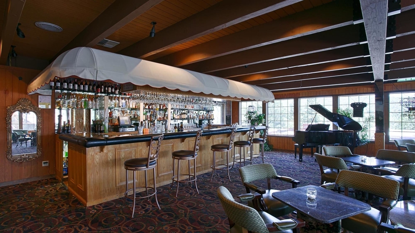 Imagen del bar/restaurante del Hotel Best Western Plus Yosemite Gateway Inn. Foto 3