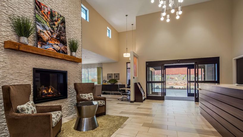 Imagen de los interiores del Hotel Best Western Plus Zion Canyon Inn and Suites. Foto 14