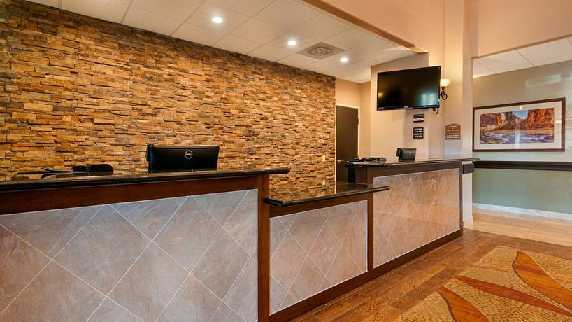 Imagen de los interiores del Hotel Best Western Plus Zion West. Foto 8