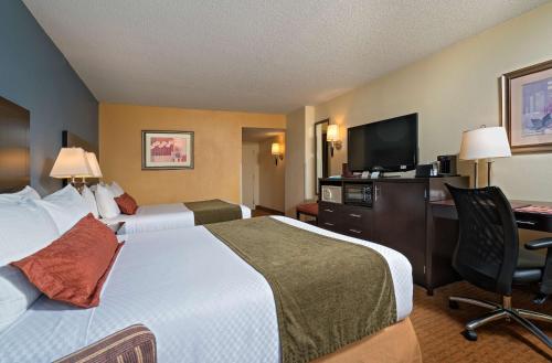 Imagen de la habitación del Hotel Best Western Plus and Conference Center. Foto 9