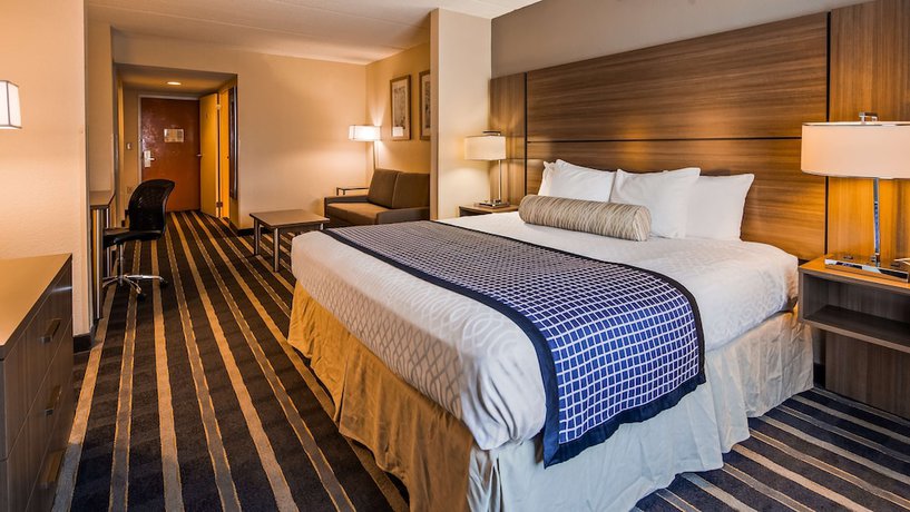 Imagen de la habitación del Hotel Best Western Plus and Suites Airport South. Foto 12