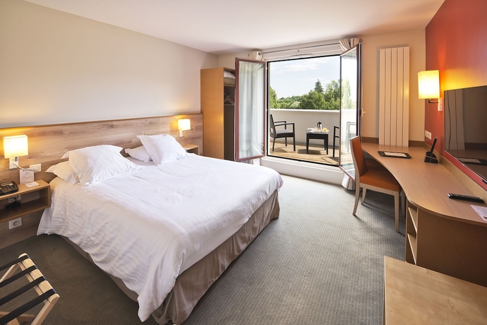 Imagen de la habitación del Hotel Best Western Plus l'Oree Paris Sud. Foto 11