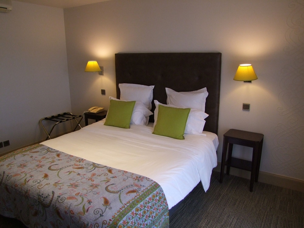 Imagen de la habitación del Hotel Best Western Poitiers Centre Le Grand. Foto 6