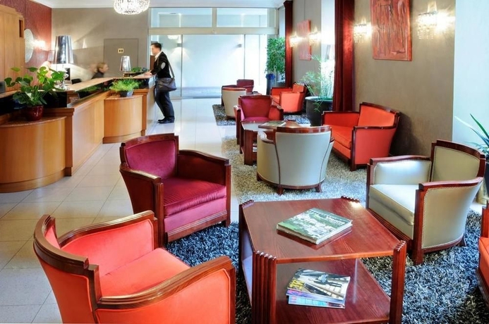 Imagen de los interiores del Hotel Best Western Poitiers Centre Le Grand. Foto 11