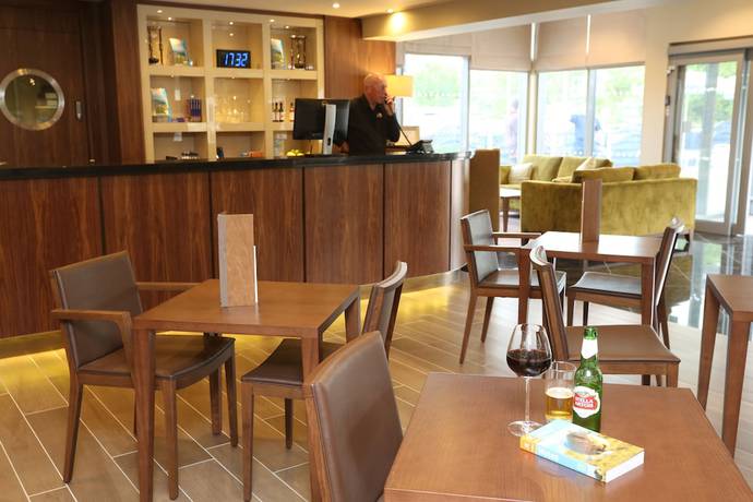 Imagen de los interiores del Hotel Best Western Pontypool Metro. Foto 18