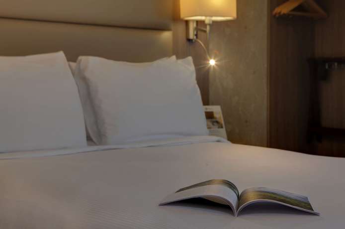 Imagen de la habitación del Hotel Best Western Pontypool Metro. Foto 8
