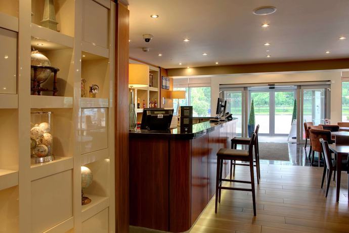 Imagen de los interiores del Hotel Best Western Pontypool Metro. Foto 20
