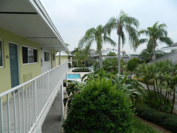 Imagen de la piscina del Hotel Best Western Port St. Lucie. Foto 18