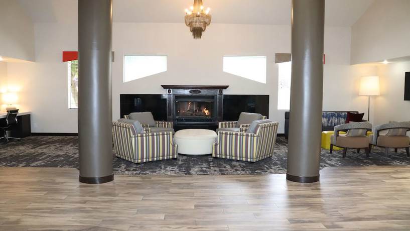 Imagen de los interiores del Hotel Best Western Porterville Inn. Foto 15