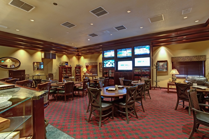 Imagen del bar/restaurante del Hotel Best Western Portland West Beaverton. Foto 3