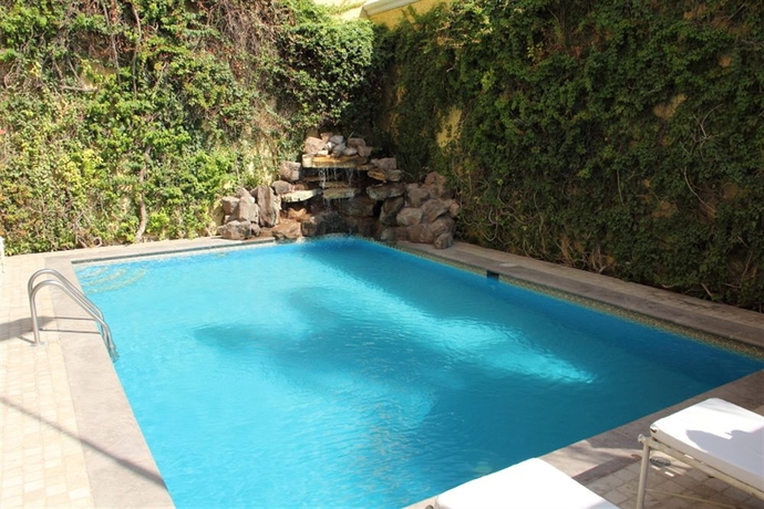 Imagen de la piscina del Hotel Best Western Posada Del Rio Express. Foto 9