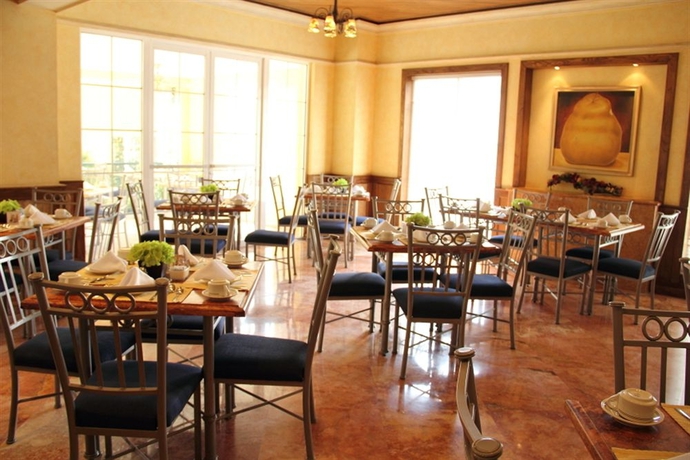 Imagen del bar/restaurante del Hotel Best Western Posada Del Rio Express. Foto 2