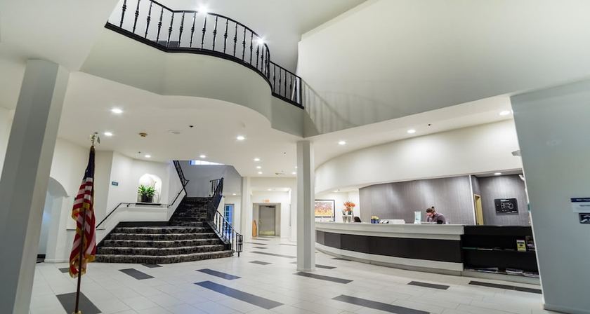 Imagen de los interiores del Hotel Best Western Posada Royale And Suites. Foto 16