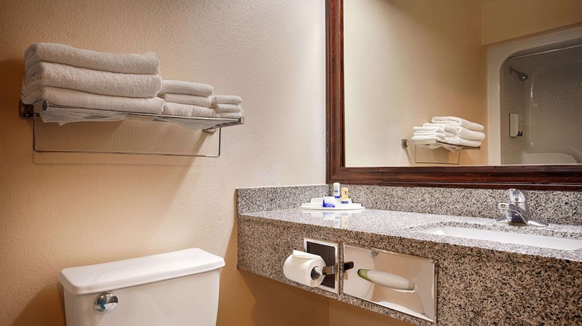 Imagen de la habitación del Hotel Best Western Post Inn. Foto 6