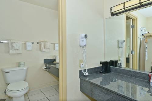 Imagen de la habitación del Hotel Best Western Prairie Inn & Conference Center. Foto 3