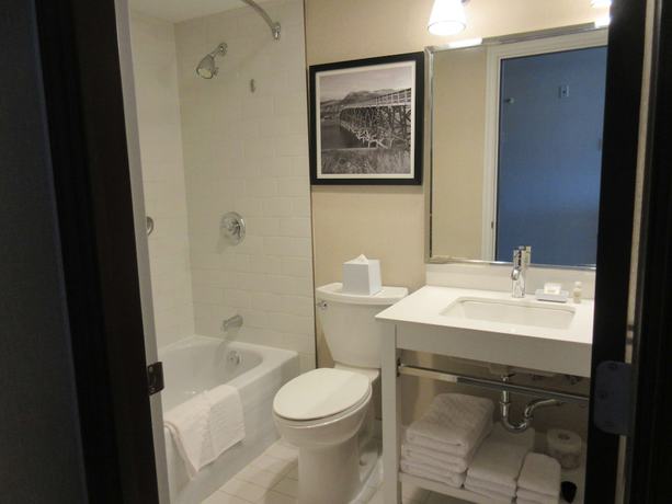 Imagen de la habitación del Hotel Best Western Premier Aberdeen Kamloops. Foto 17