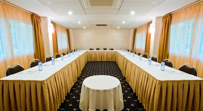 Imagen general del Hotel Best Western Premier Accra Airport. Foto 4