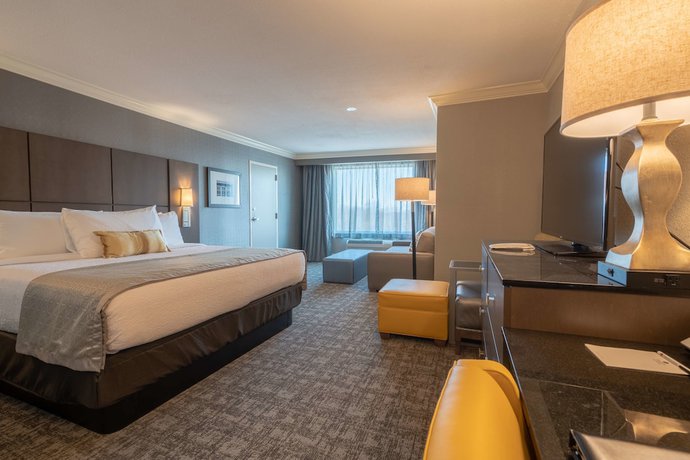 Imagen de la habitación del Hotel Best Western Premier Airport/expo Center. Foto 2