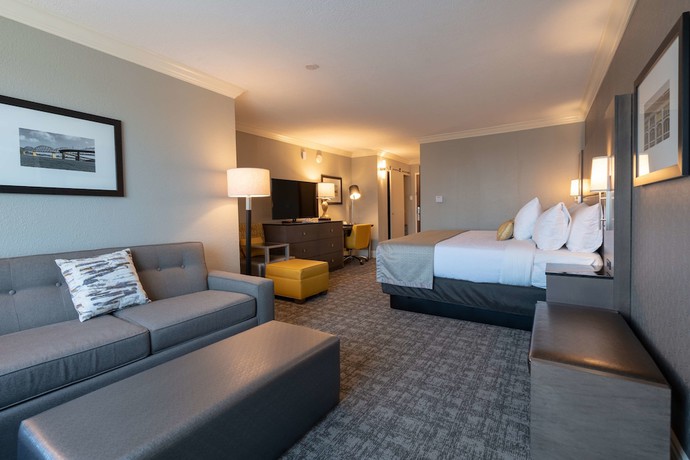 Imagen de la habitación del Hotel Best Western Premier Airport/expo Center. Foto 8