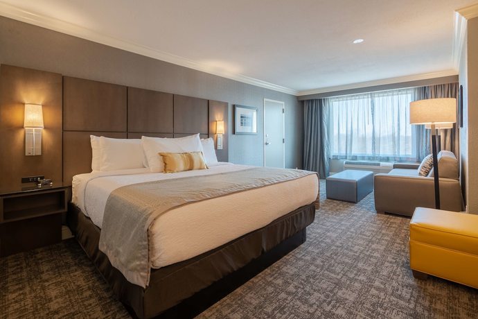 Imagen de la habitación del Hotel Best Western Premier Airport/expo Center. Foto 10