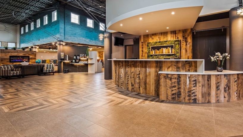 Imagen de los interiores del Hotel Best Western Premier Ankeny. Foto 17