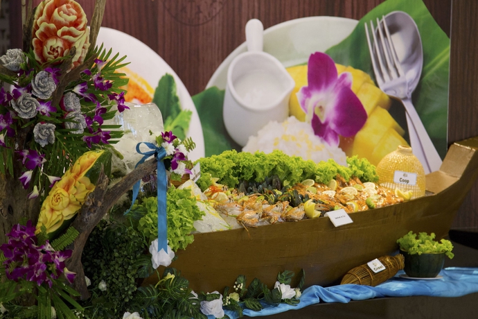 Imagen del bar/restaurante del Hotel Best Western Premier Bangtao Beach Resort and Spa. Foto 2