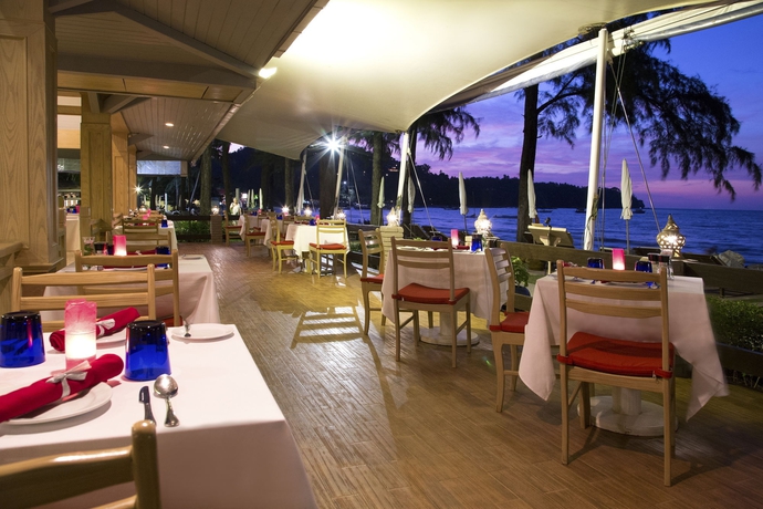 Imagen del bar/restaurante del Hotel Best Western Premier Bangtao Beach Resort and Spa. Foto 3