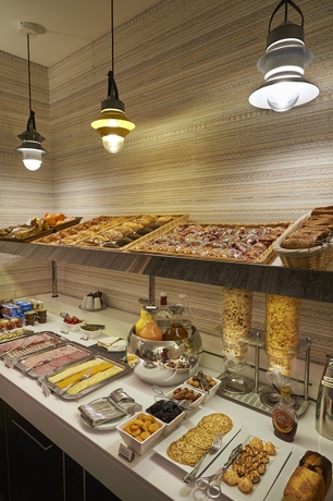 Imagen del bar/restaurante del Hotel Best Western Premier Bayonne Etche Ona - Bordeaux. Foto 2