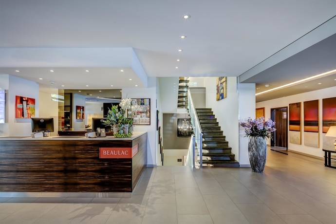 Imagen de los interiores del Hotel Best Western Premier Beaulac. Foto 18