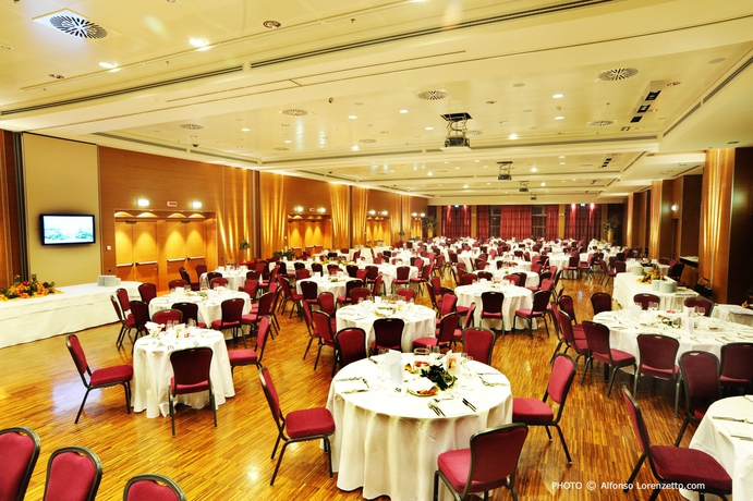 Imagen de los interiores del Hotel Best Western Premier Bhr Treviso. Foto 8