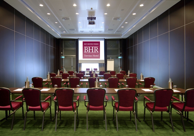 Imagen de los interiores del Hotel Best Western Premier Bhr Treviso. Foto 13